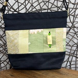 ✨ Kimono Designs Japanese Fabric Crossbody Pouch – Artisan Handmade Bag